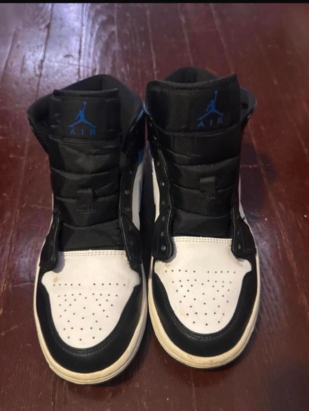 Jordan 1 OG Sneakers